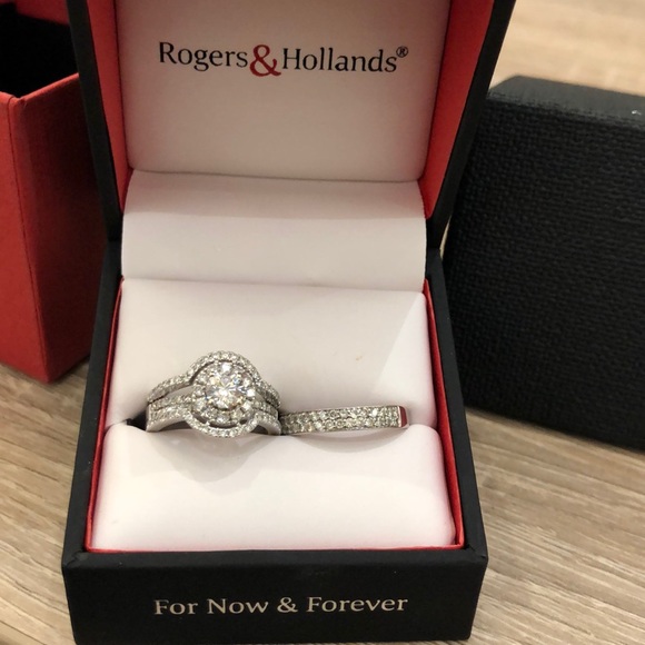 Engagement ring with a band, Rogers and Holland - Picture 2 of 5